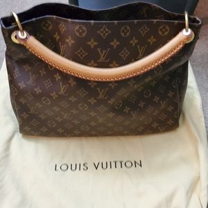 Louis Vuitton Artsy MM